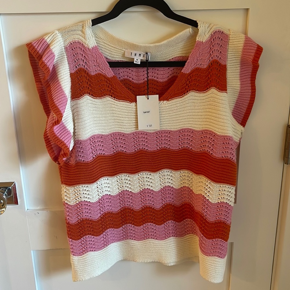 THML knot top with flutter sleeve